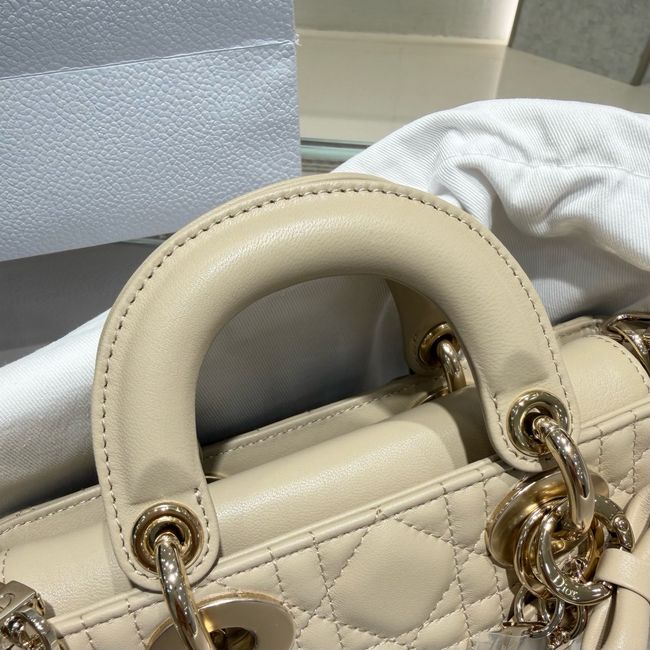 Dior Mini Lady D-Joy Bag Cannage Lambskin M0636O Trench Dior Mini Lady D-Joy Bag Cannage Lambskin M0636O Trench