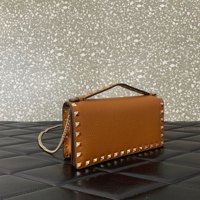 VALENTINO Rockstud calfskin chain bag SHI098 brown VALENTINO Rockstud calfskin chain bag SHI098 brown