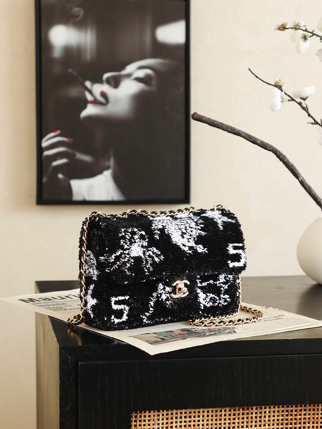 CHANEL SMALL FLAP BAG AS4561-2 CHANEL SMALL FLAP BAG AS4561-2