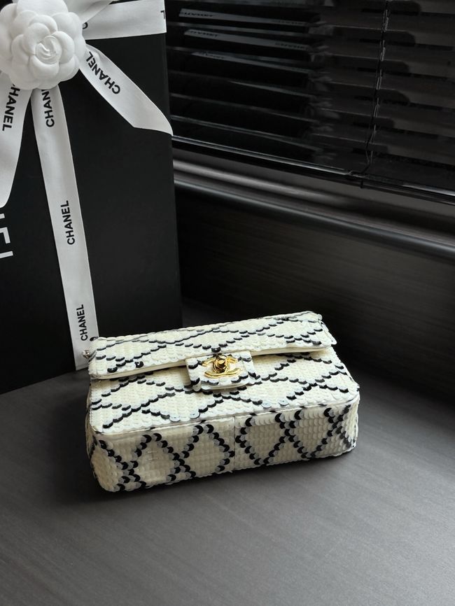 CHANEL SMALL FLAP BAG AS4561-5