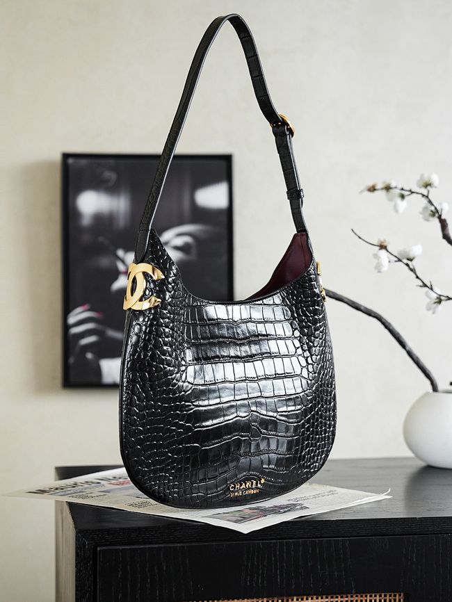 Chanel Crocodile Embossed Shoulder Bag 68012 black