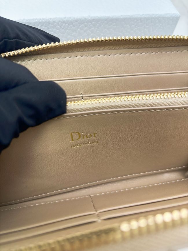 LADY DIOR LOTUS WALLET CANNAGE LAMBSKIN S2600 apricot