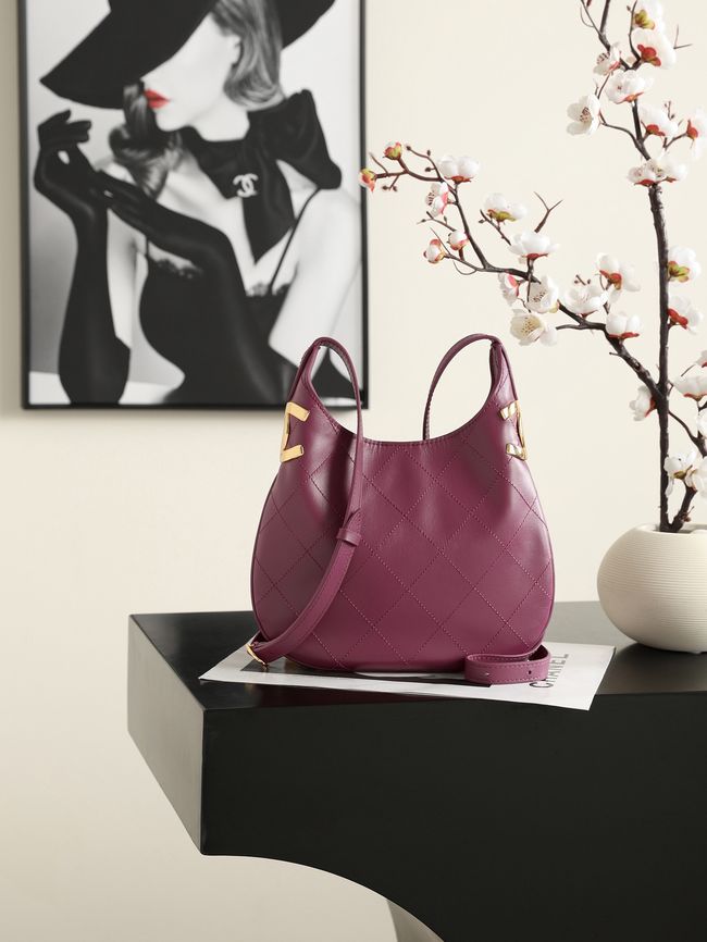 Chanel Calfskin Shoulder Bag AS6479 Burgundy Chanel Calfskin Shoulder Bag AS6479 Burgundy