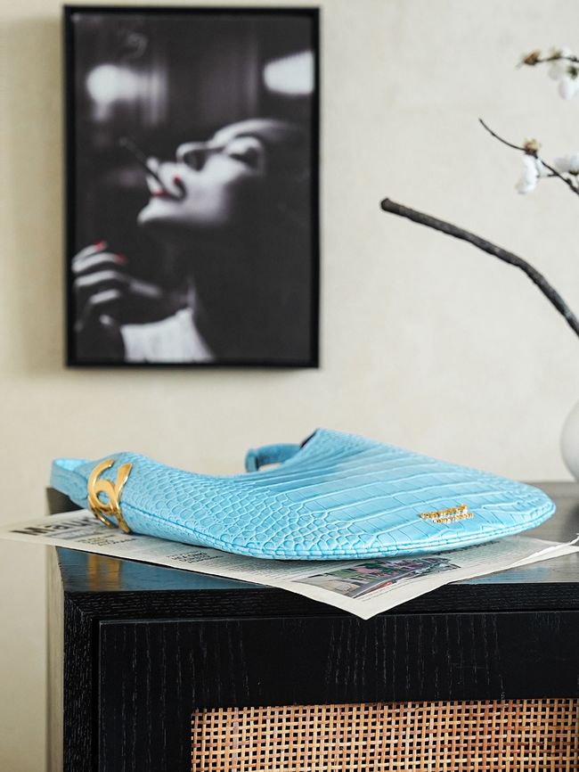 Chanel Crocodile Embossed Shoulder Bag 68012 blue