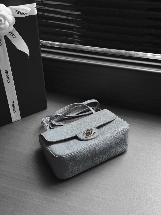 Chanel Mini Flap Bag AS6573 gray&Silver-Tone Metal Chanel Mini Flap Bag AS6573 gray&Silver-Tone Metal