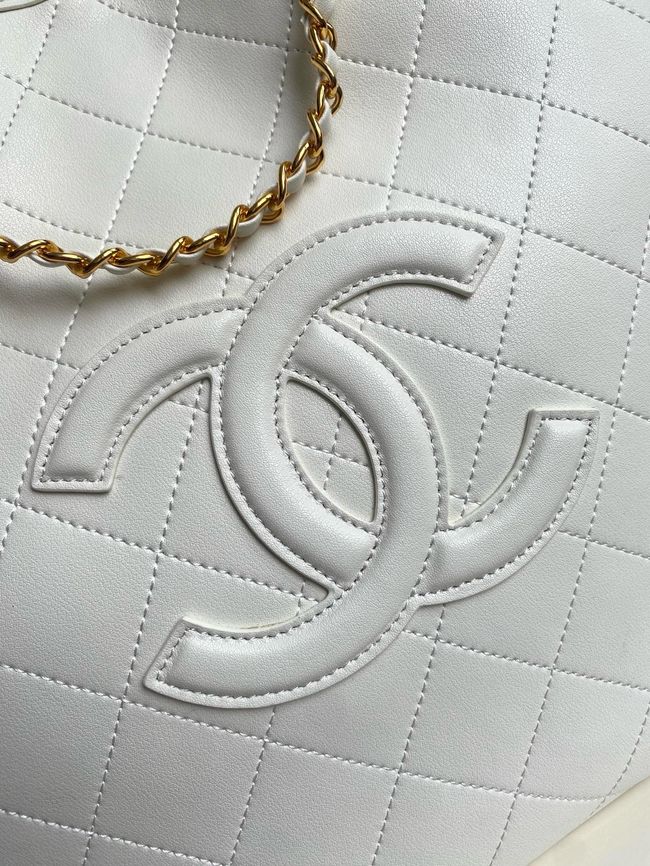Chanel Small Shopping Bag AS6200 Ivory Chanel Small Shopping Bag AS6200 Ivory