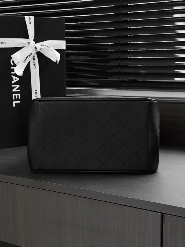Chanel Small Shopping Bag AS6200 black Chanel Small Shopping Bag AS6200 black
