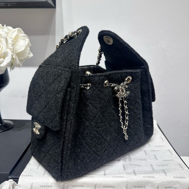 CHANEL 25 SMALL HANDBAG Felt AS5293 black CHANEL 25 SMALL HANDBAG Felt AS5293 black
