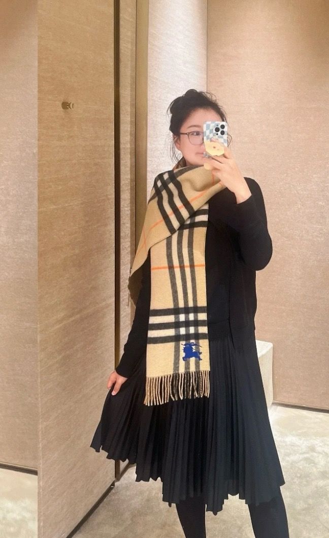 Burberry cashmere scarf BU0021-2