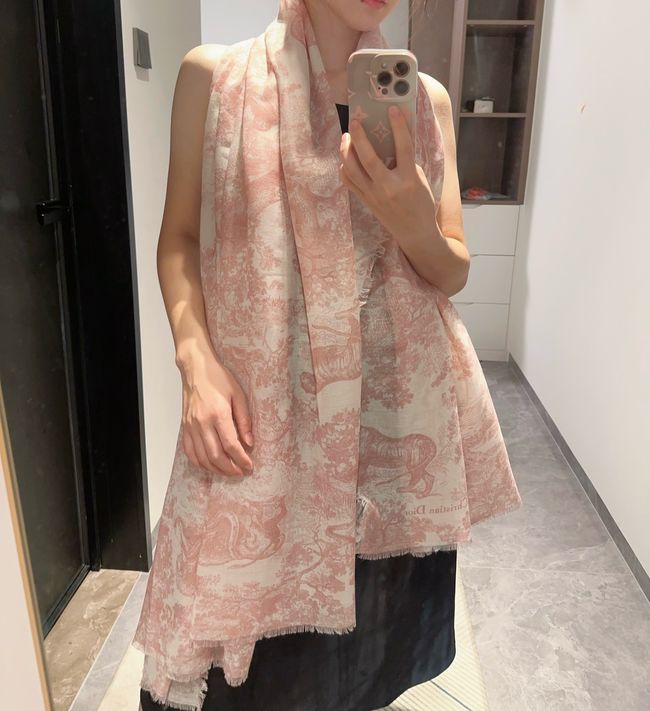Dior Shawl Wool Silk and Cotton KY196 Dior Shawl Wool Silk and Cotton KY196
