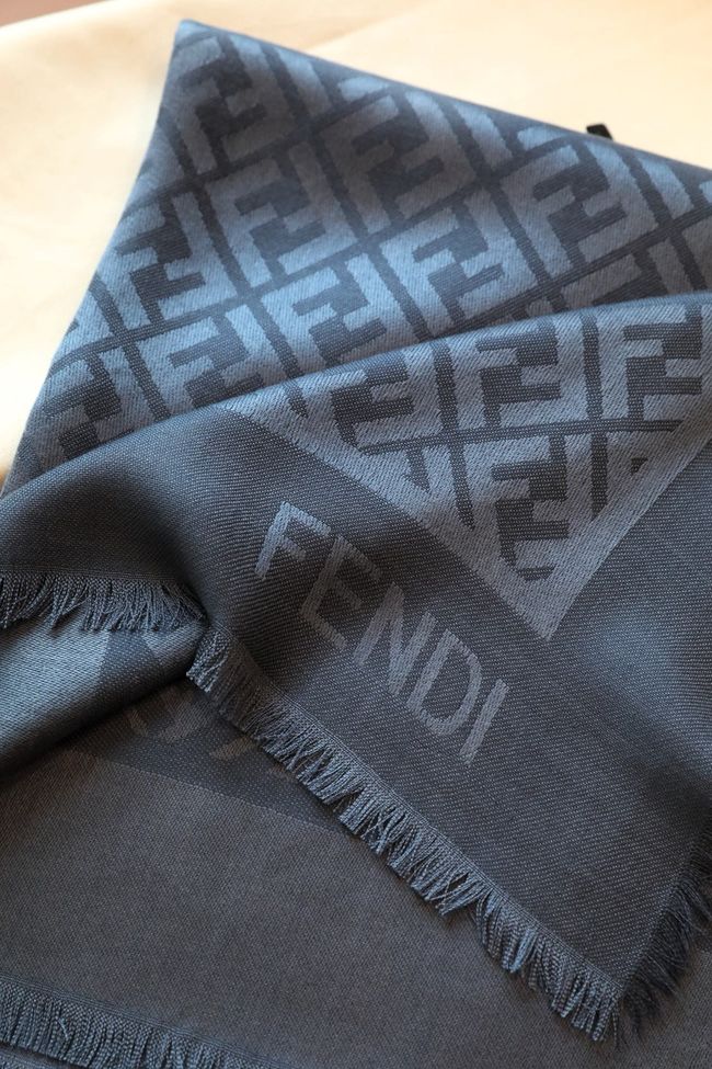 Fendi Shawl Wool Silk and Cotton 06388-2 Fendi Shawl Wool Silk and Cotton 06388-2