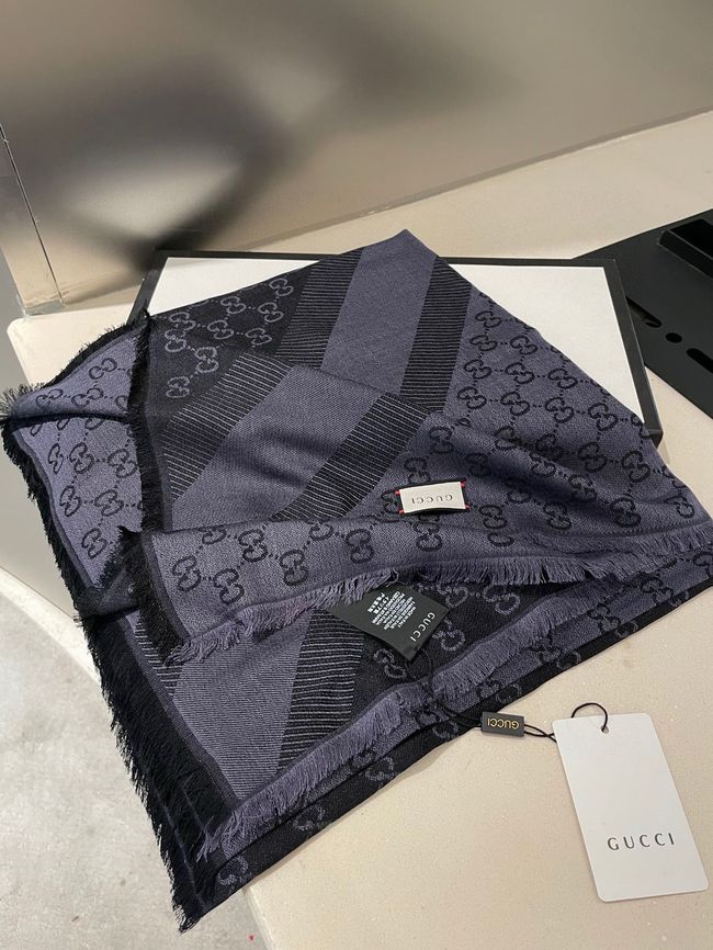 Gucci Shawl Wool Silk and Cotton 06389-1 Gucci Shawl Wool Silk and Cotton 06389-1