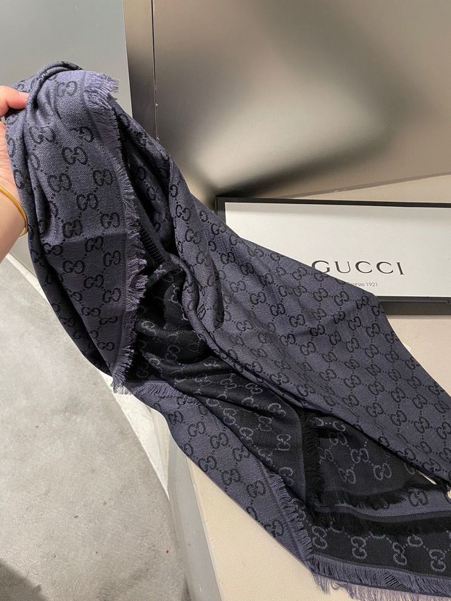 Gucci Shawl Wool Silk and Cotton 06389-1 Gucci Shawl Wool Silk and Cotton 06389-1