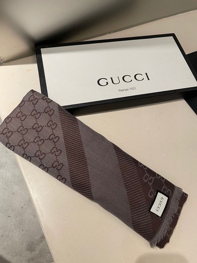 Gucci Shawl Wool Silk and Cotton 06389-2