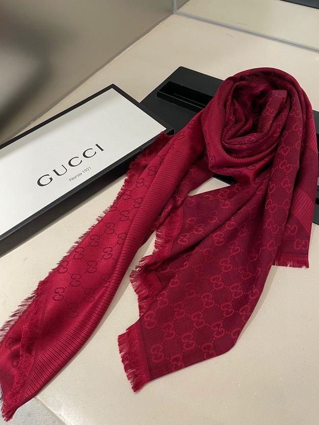Gucci Shawl Wool Silk and Cotton 06389-3 Gucci Shawl Wool Silk and Cotton 06389-3