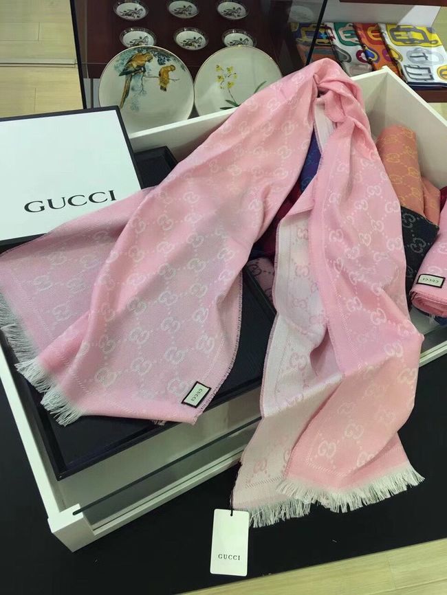 Gucci cashmere scarf 06390-2 Gucci cashmere scarf 06390-2