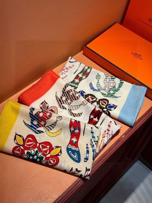 Hermes cashmere Shawl H24436-1 Hermes cashmere Shawl H24436-1
