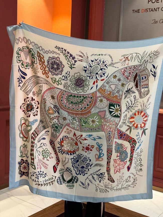 Hermes cashmere Shawl H24436-3 Hermes cashmere Shawl H24436-3