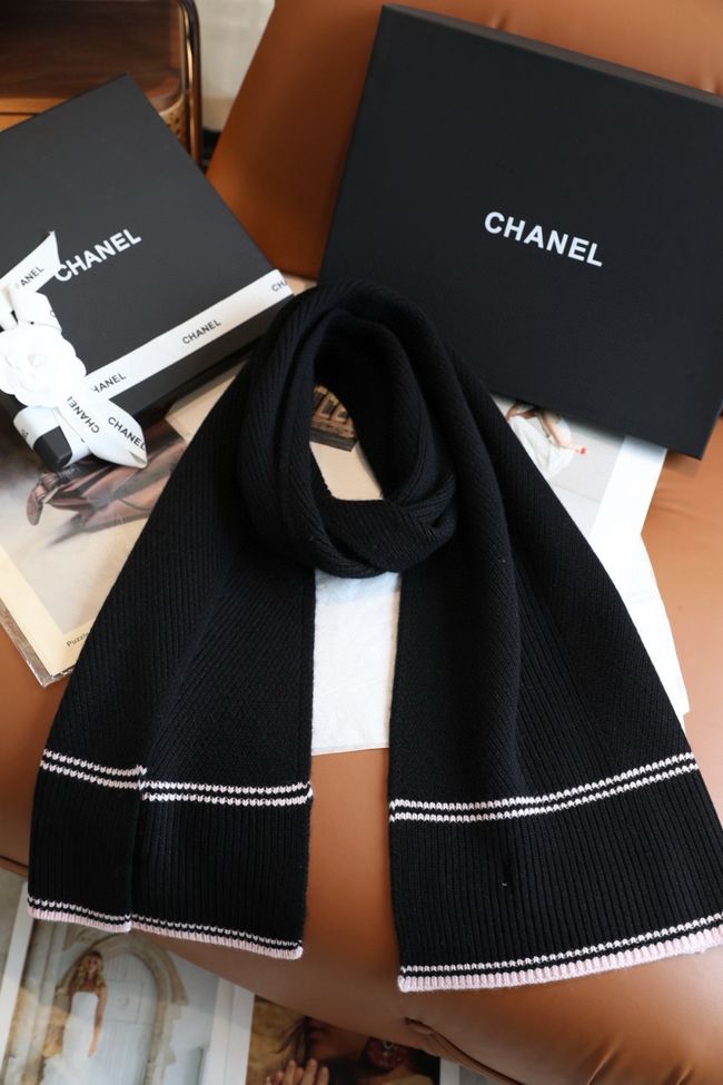 Chanel Wool & Cashmere scarf B25976-1 Chanel Wool & Cashmere scarf B25976-1