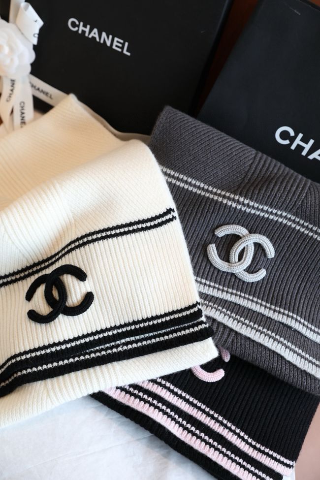Chanel Wool & Cashmere scarf B25976-2 Chanel Wool & Cashmere scarf B25976-2