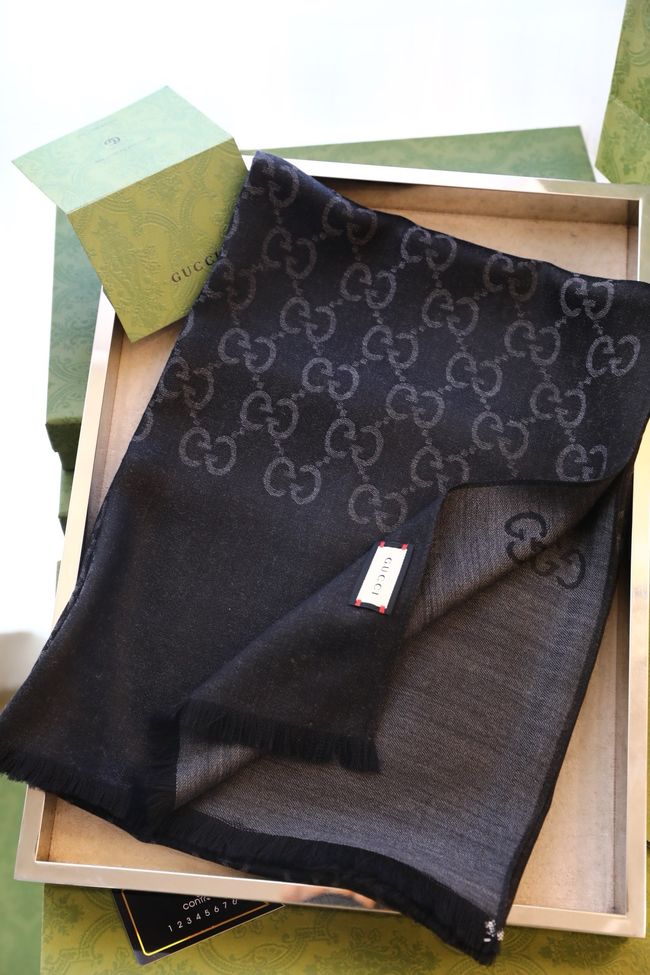 Gucci cashmere scarf 06393-1 Gucci cashmere scarf 06393-1