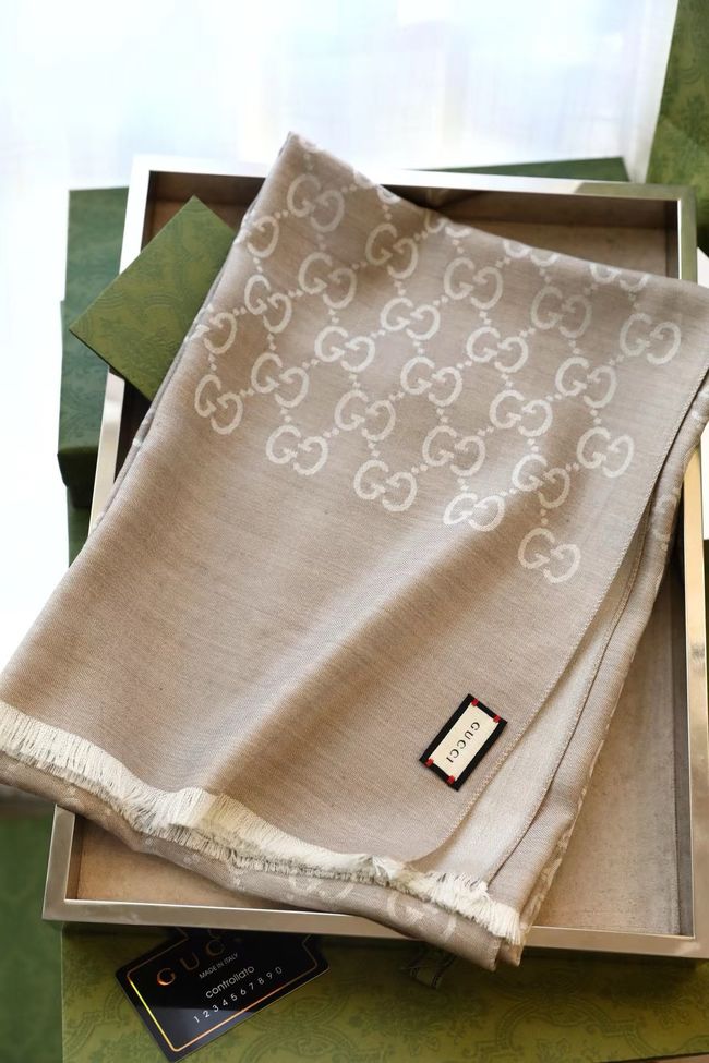 Gucci cashmere scarf 06393-2 Gucci cashmere scarf 06393-2