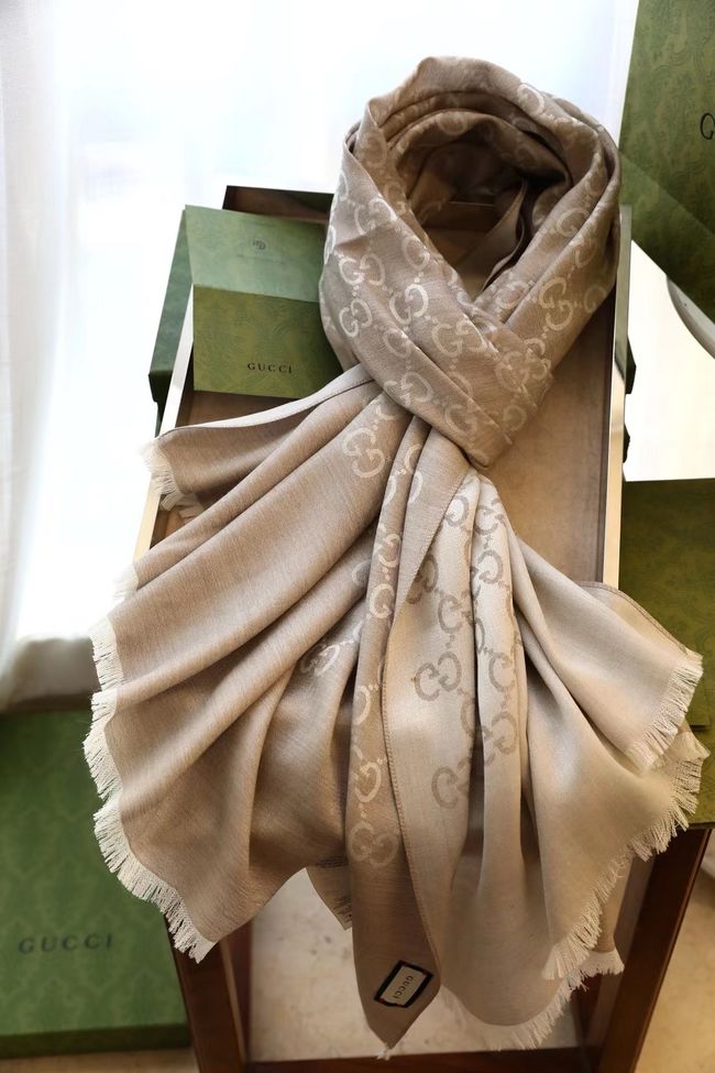 Gucci cashmere scarf 06393-2 Gucci cashmere scarf 06393-2