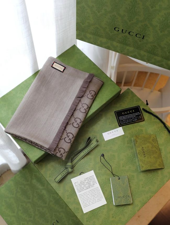 Gucci cashmere scarf 06393-3