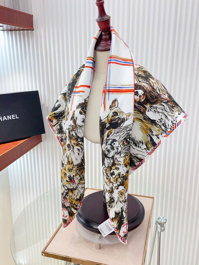 Chanel silk scarf B25981-2 Chanel silk scarf B25981-2