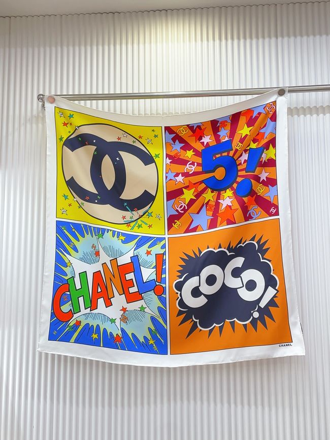 Chanel silk scarf B25982-3 Chanel silk scarf B25982-3