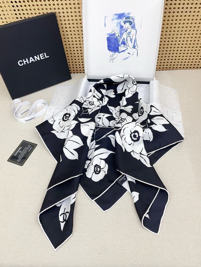 Chanel silk scarf B25987-2 Chanel silk scarf B25987-2