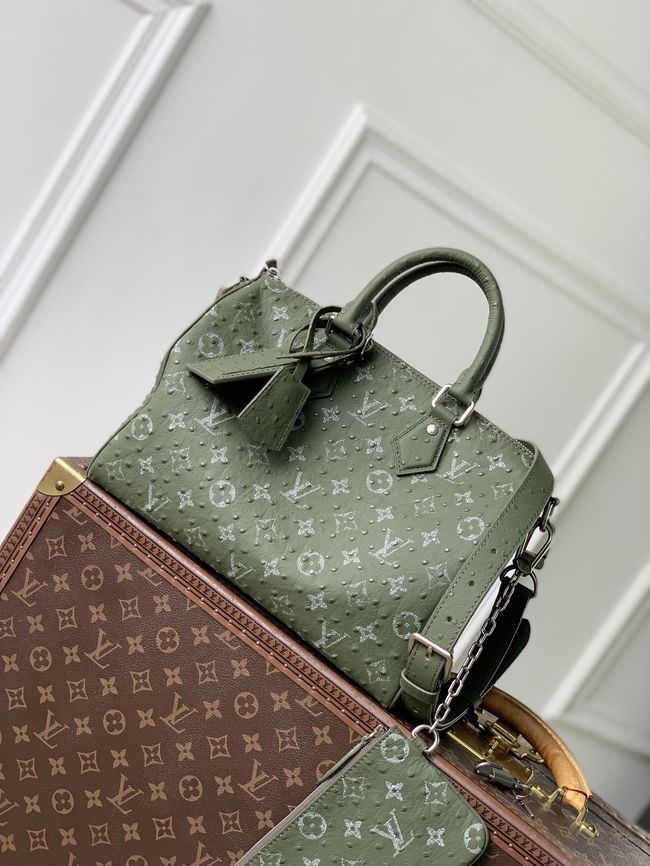 Louis Vuitton Runway Speedy P9 Bandouliere 30 M24425 green