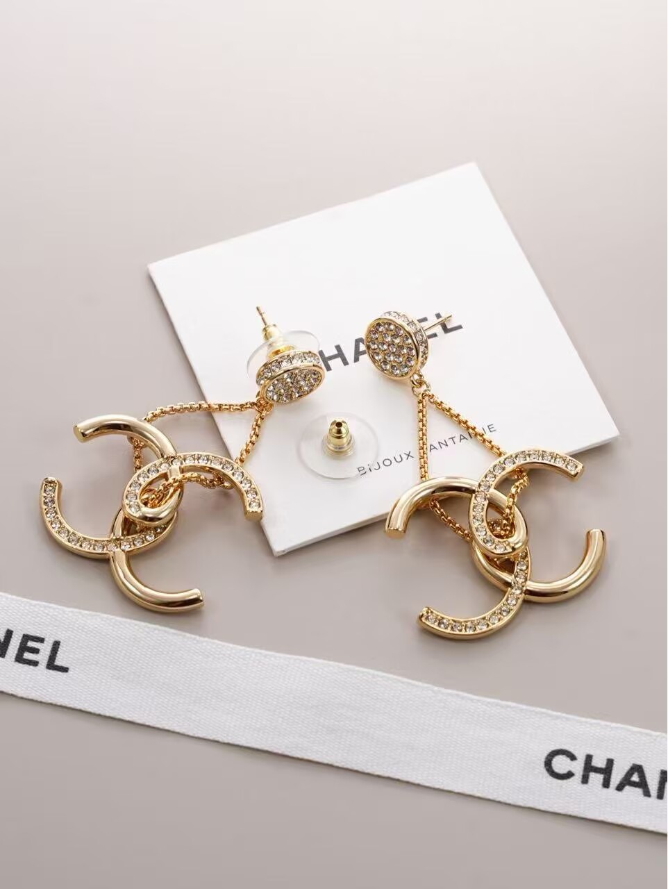 Chanel Earrings CE703145 Gold Chanel Earrings CE703145 Gold