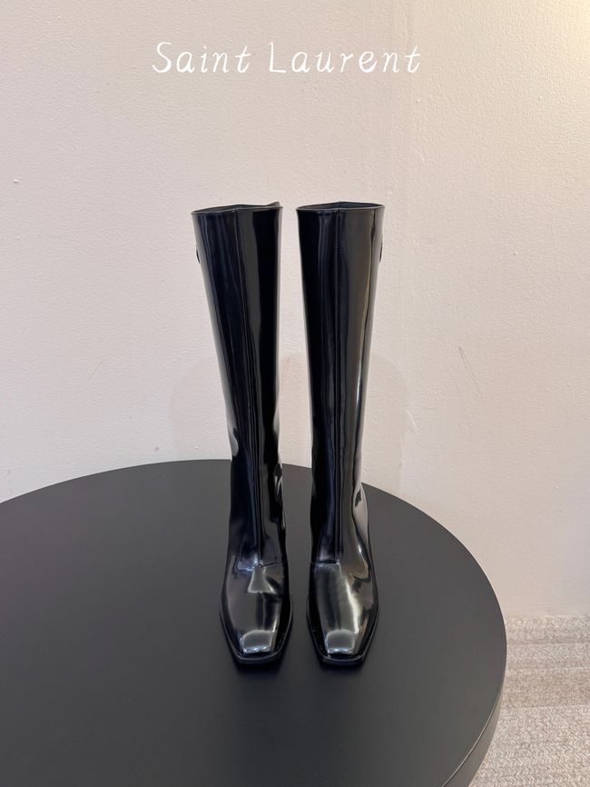 Saint Laurent boots in smooth leather 65288-4