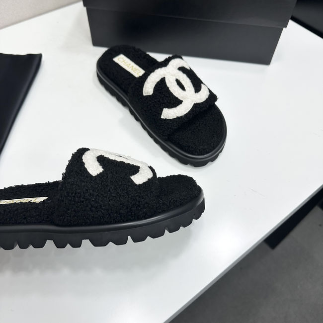 Chanel Mules 65292-1