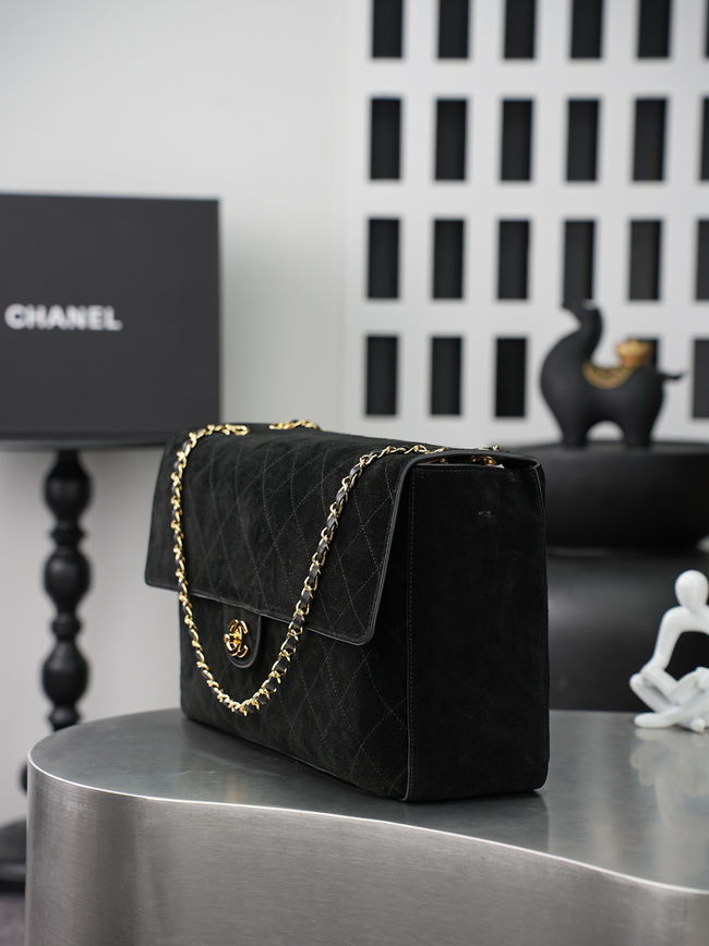 CHANEL Maxi Flapbag Suede Calfskin AS6233 black CHANEL Maxi Flapbag Suede Calfskin AS6233 black