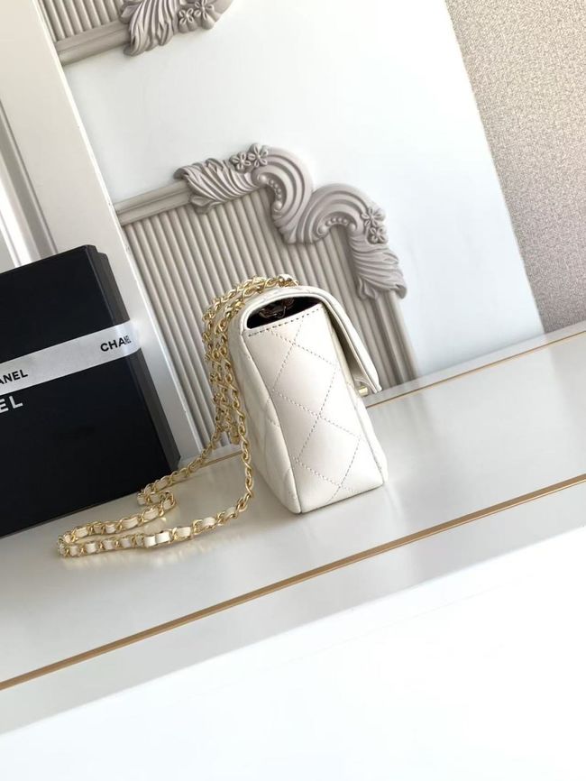 Chanel Flap Bag Lambskin AS6568 white Chanel Flap Bag Lambskin AS6568 white