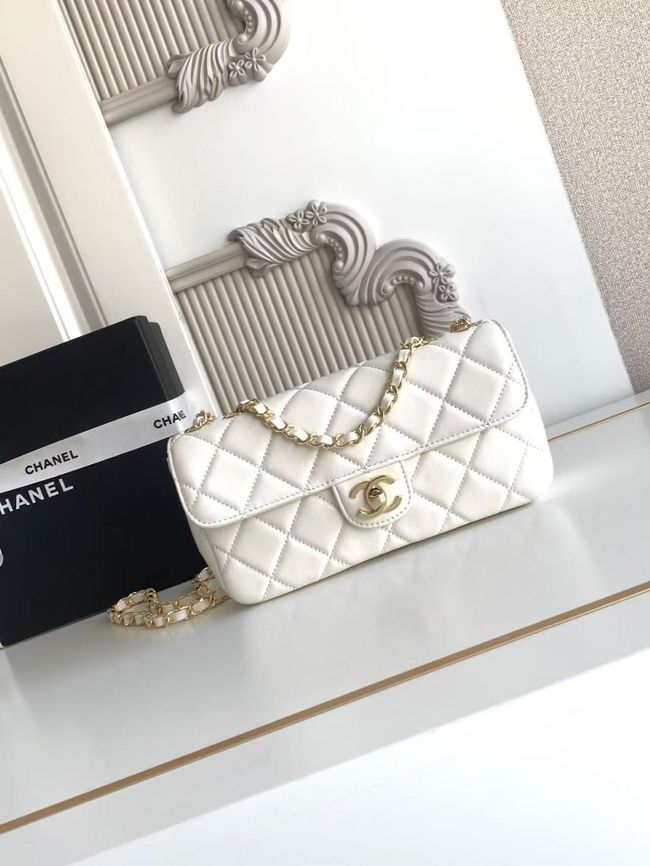 Chanel Small Flap Bag Lambskin AS6430 white Chanel Small Flap Bag Lambskin AS6430 white
