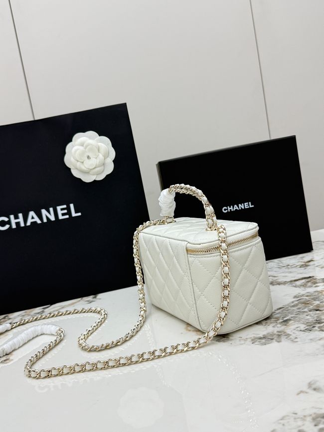 Chanel Vanity with Chain AP5182 white