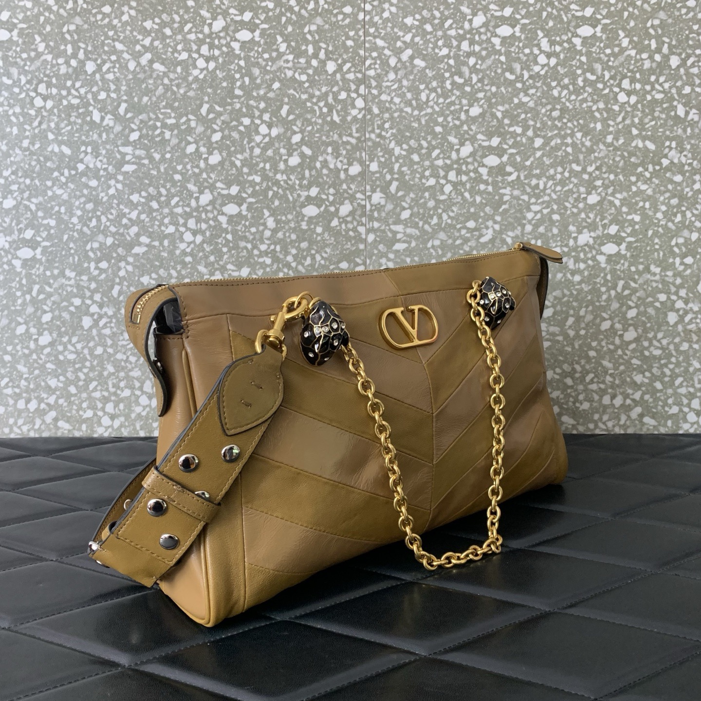 VALENTINO PANTHEA lambskin bag WB0S70 camel VALENTINO PANTHEA lambskin bag WB0S70 camel