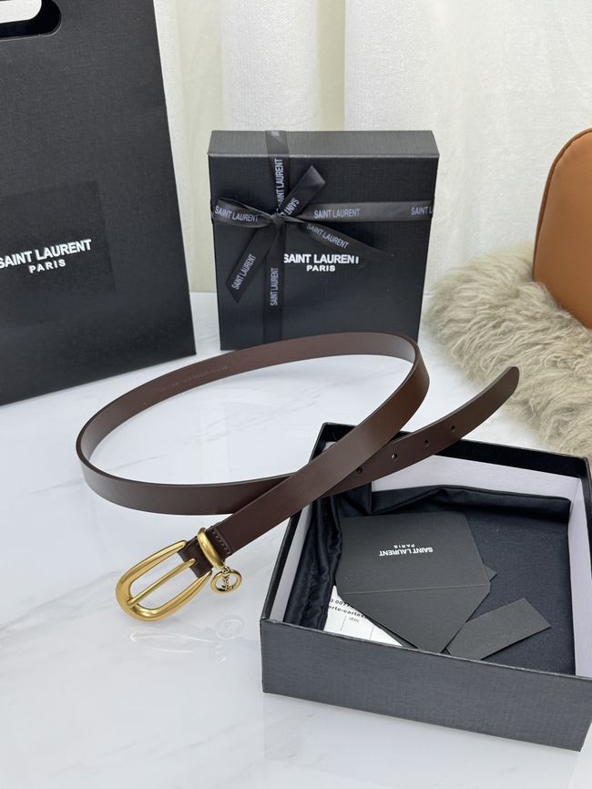 Saint Laurent CASSANDRE charm elongated buckle thin belt in leather S2596-4 Saint Laurent CASSANDRE charm elongated buckle thin belt in leather S2596-4