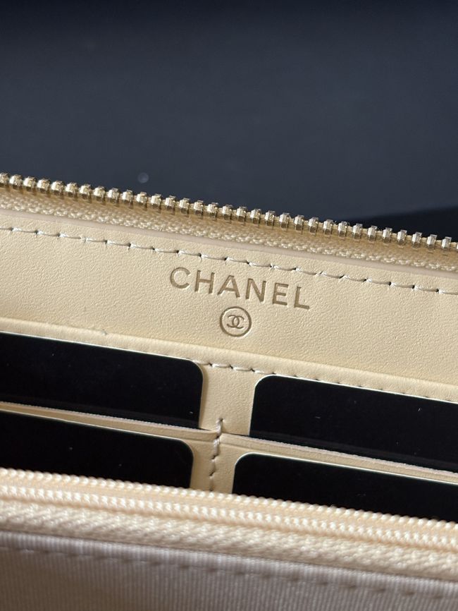 Chanel Classic Zipped Wallet AP5077 apricot Chanel Classic Zipped Wallet AP5077 apricot