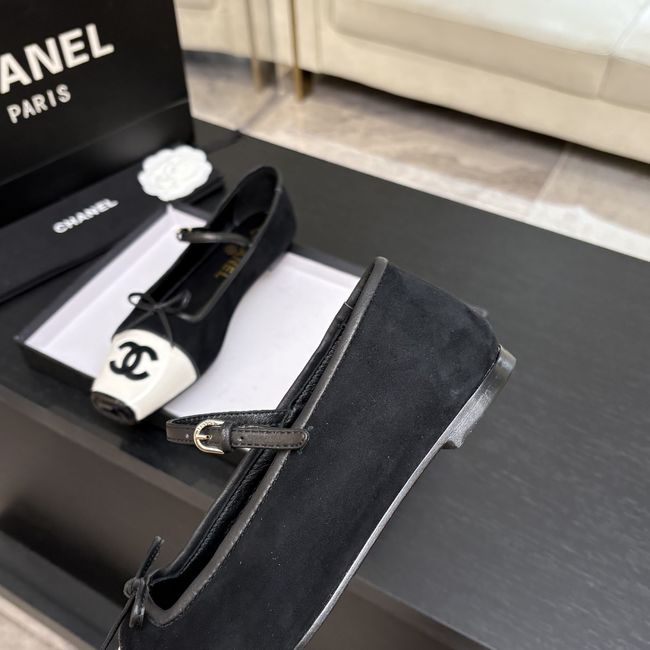 Chanel Mary Janes G47640-7