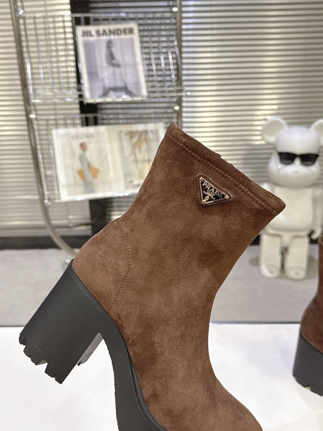 Prada Monolith brushed leather Chelsea boots G085-8