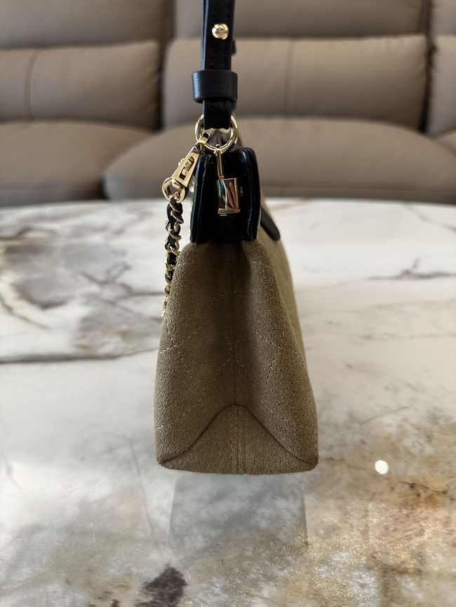Chanel Clutch with Chain AP5540 apricot