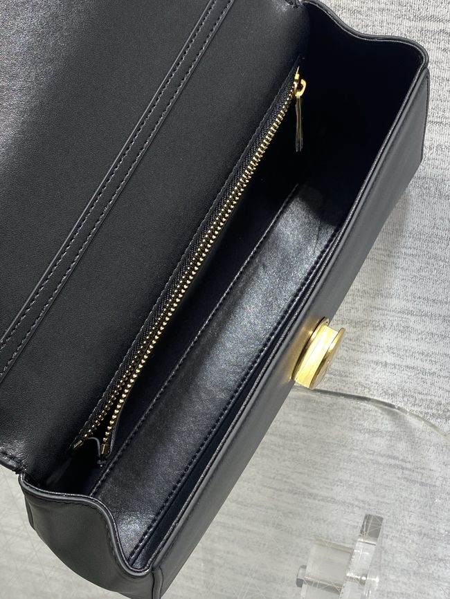 Dior Medaillon Pouch Smooth Calfskin M3671 black Dior Medaillon Pouch Smooth Calfskin M3671 black
