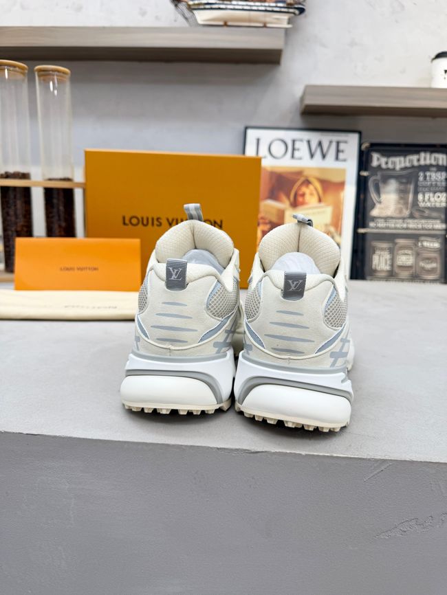 Louis Vuitton Tatic Runner Sneaker 1AKC4L-5