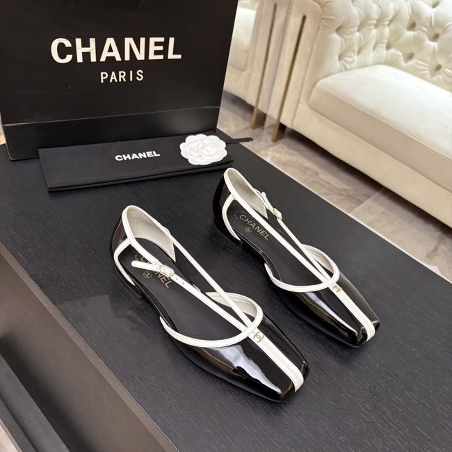Chanel Mary Janes G47613-8