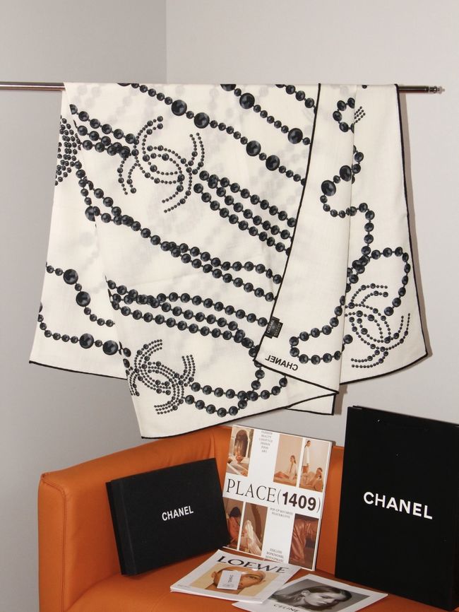 Chanel Wool and Silk Shawl AAC492-1 Chanel Wool and Silk Shawl AAC492-1