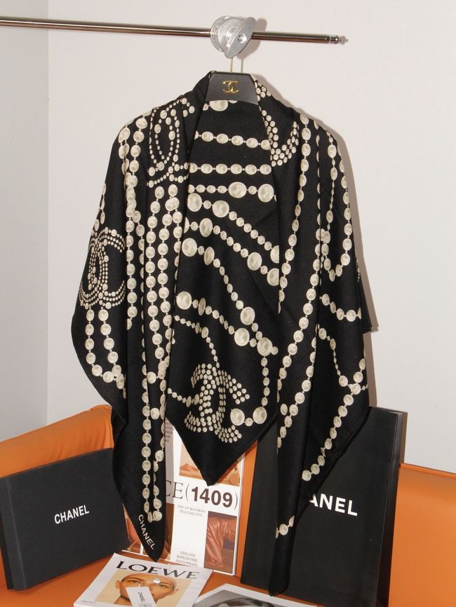 Chanel Wool and Silk Shawl AAC492-2 Chanel Wool and Silk Shawl AAC492-2